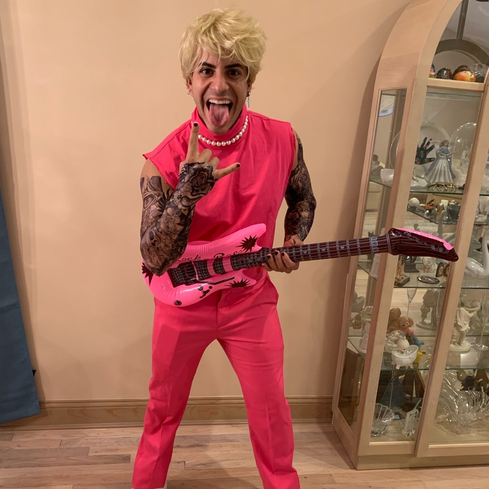 Machine Gun Kelly Costume with Accessories